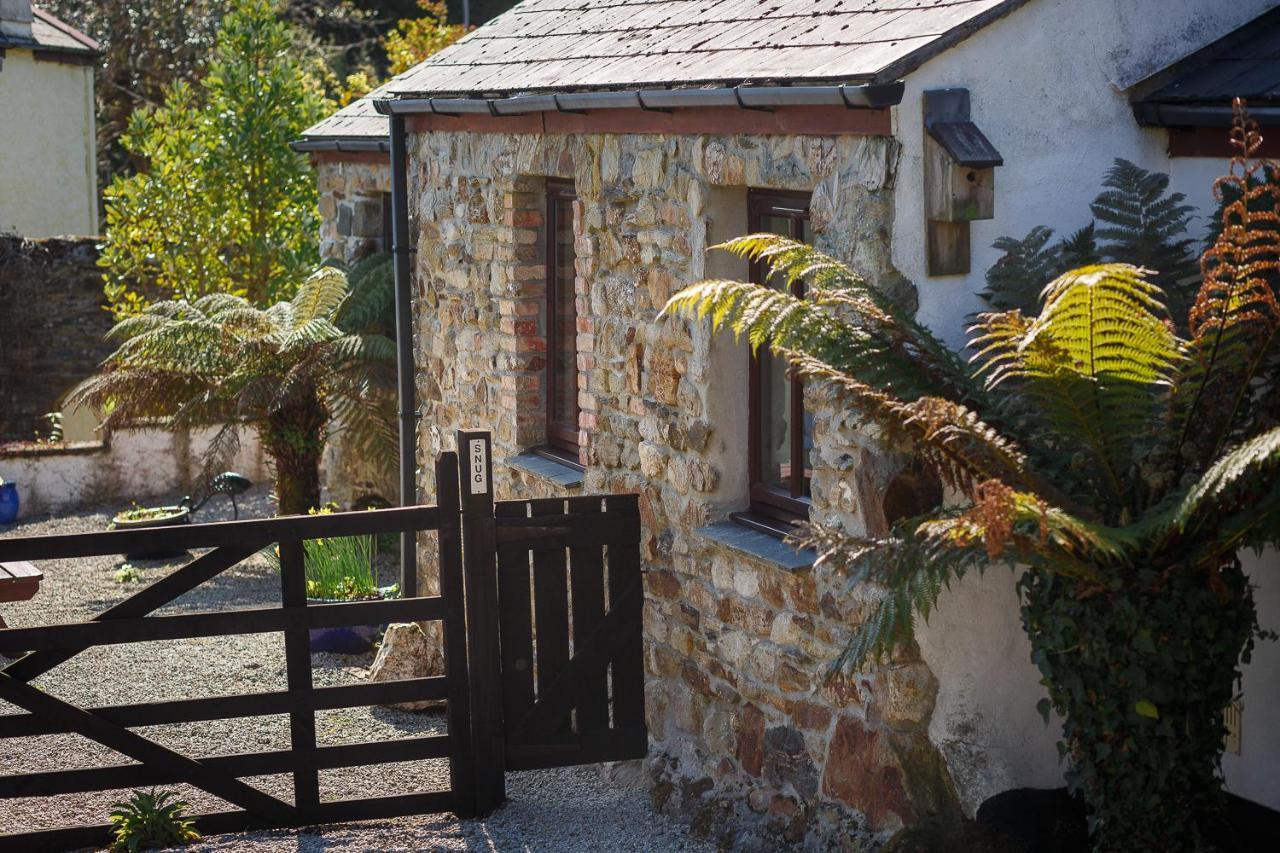 The Snug At Cornish Barn Holidays Truro Bagian luar foto