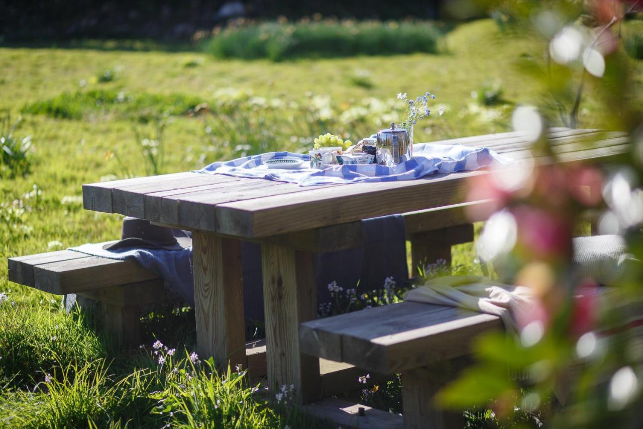The Snug At Cornish Barn Holidays Truro Bagian luar foto