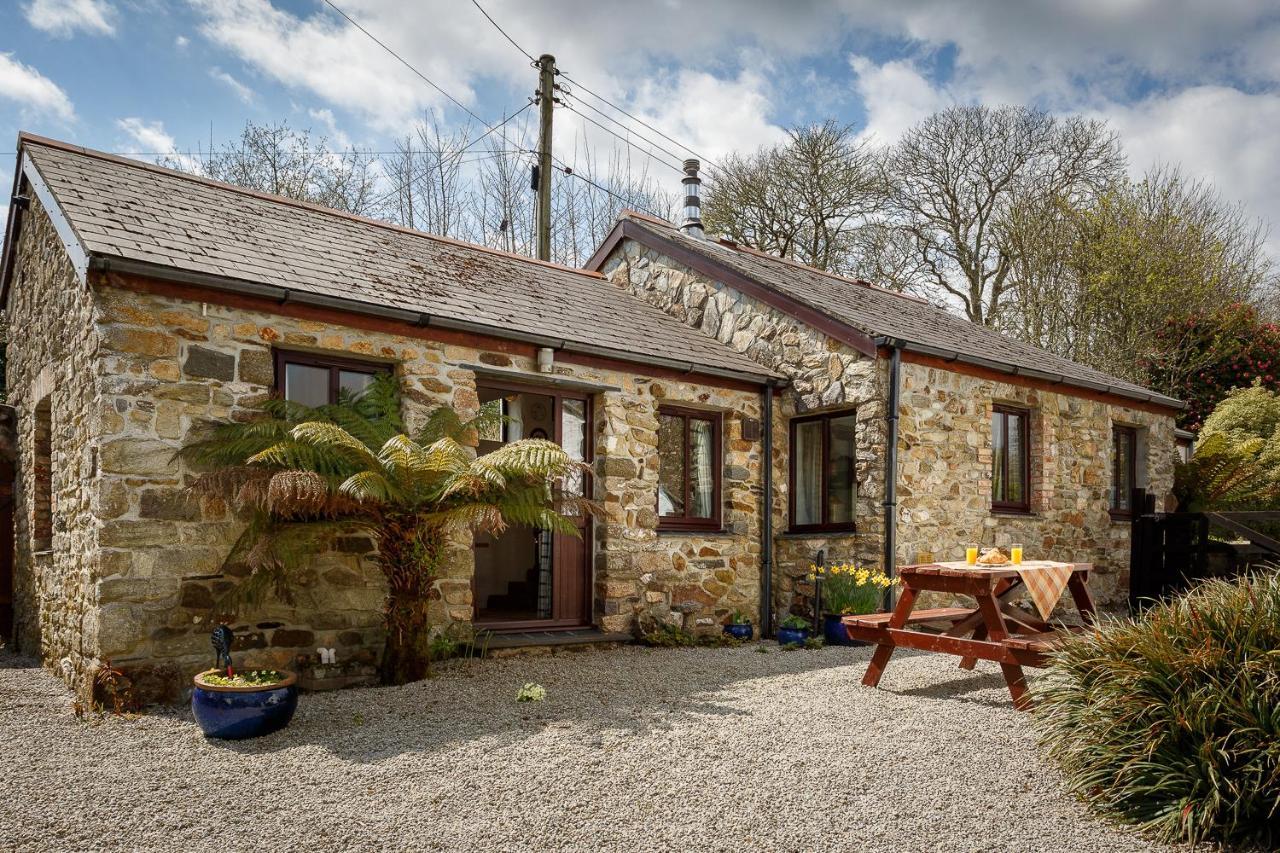 The Snug At Cornish Barn Holidays Truro Bagian luar foto